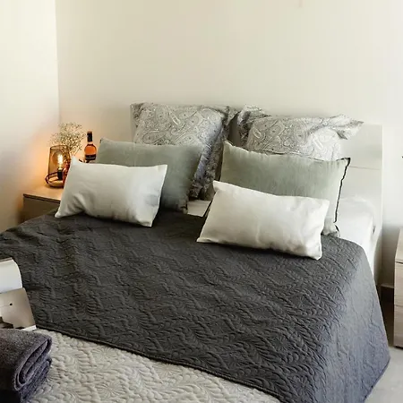 Beautiful 2bdr In Center Sliema! Near Sliema
