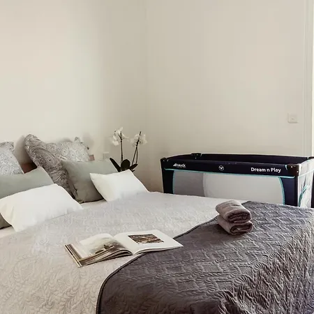 Beautiful 2bdr In Center Sliema! Near *